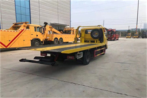 坡头非事故拖车