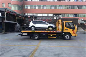 坡头汽车紧急补胎换胎救援