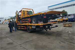 坡头同城汽车补胎